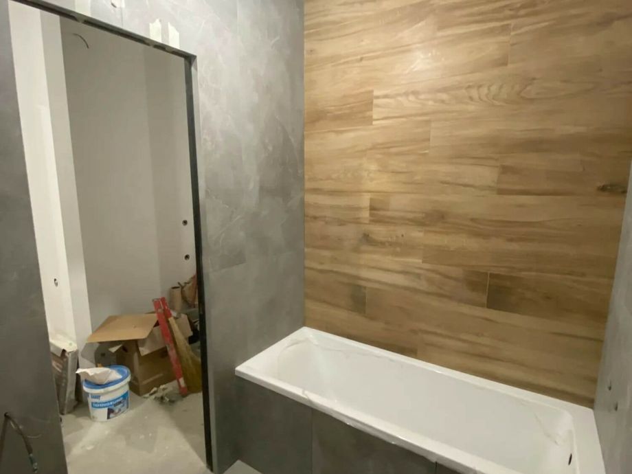 Укладка керамогранита в Санузле на Парфёновской ул. 1